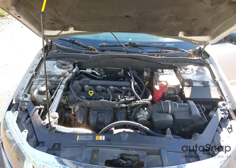 2011 Ford Fusion S из США, поврежденный, VIN 3FAHP0GA9BR255588